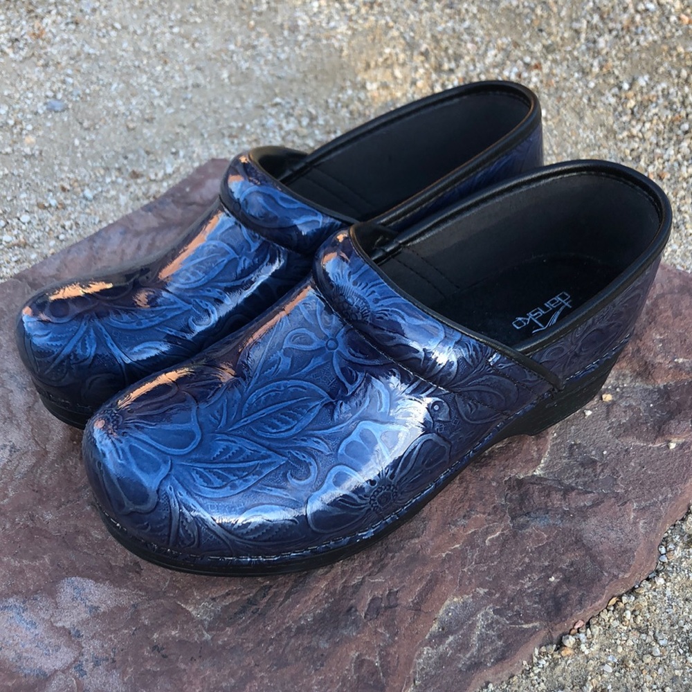 DANSKO blue patent leather floral clogs RARE